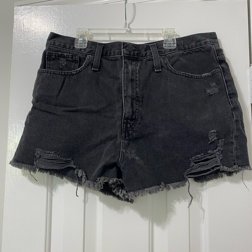 Madewell Mom Jean Black Denim Shorts